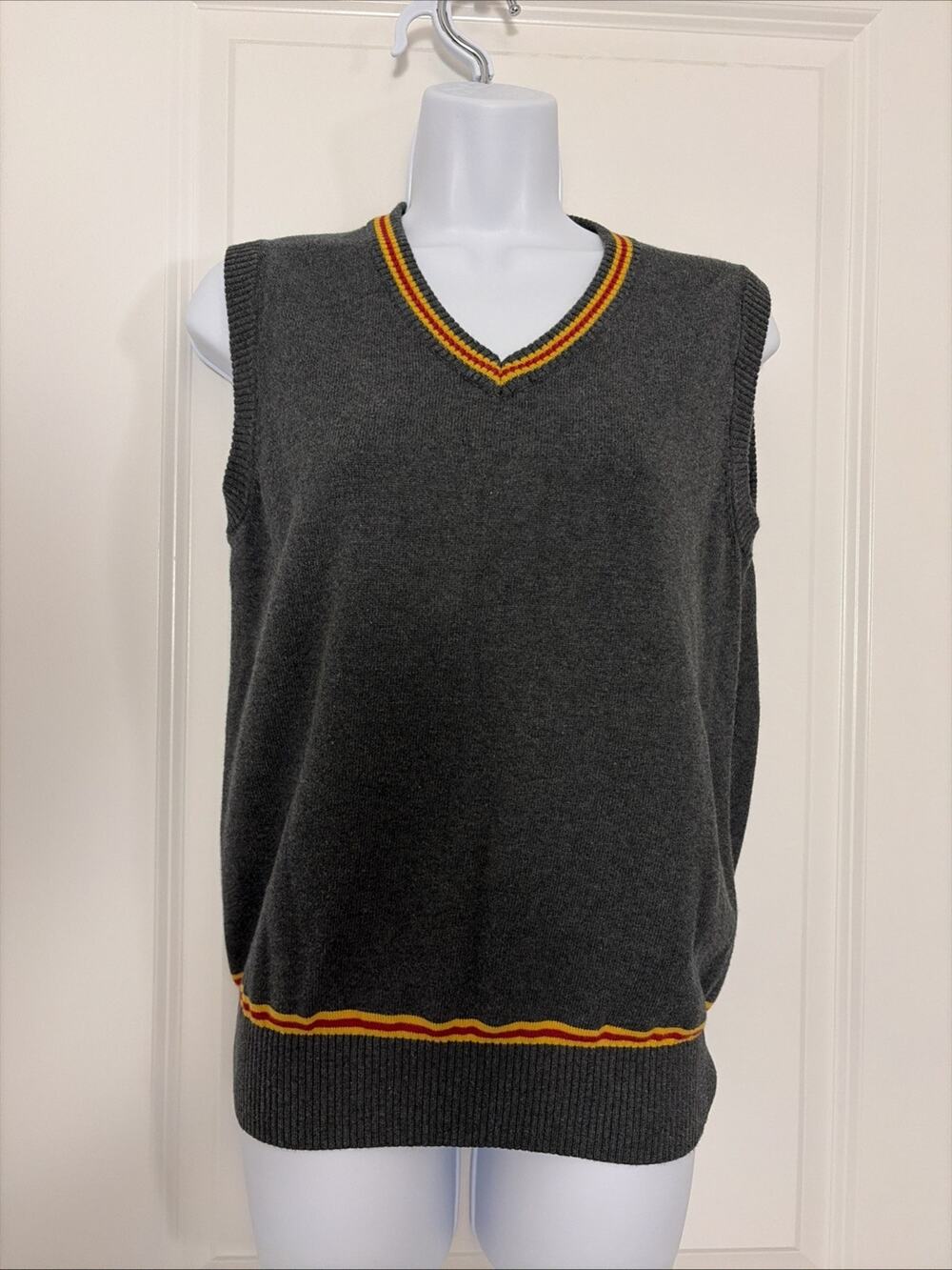 Vacigoden Women 100 % Cotton Preppy School Girl V Neck Sweater Vest M